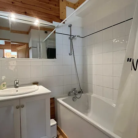 Spacieux 3 Chambres, Terrasse, - Fr-1-761-46 * Correncon-en-Vercors