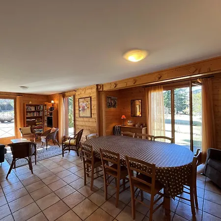 Spacieux 3 Chambres, Terrasse, - Fr-1-761-46
